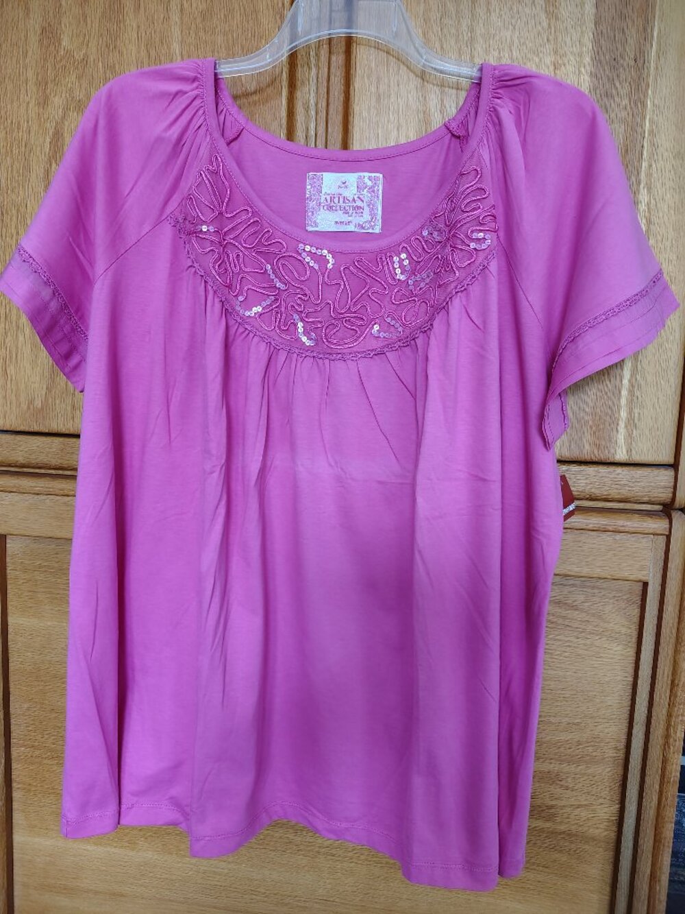 NWT AVENUE ARTISAN COLLECTION DRESSY T SHIRT IN WOMEN'S PLUS SIZE  26-28